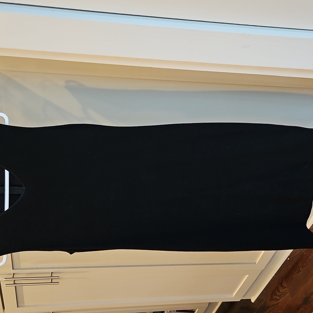 Vince sleeveless  little black dress size 8